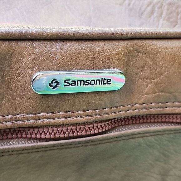 Samsonite Brown Carry On Luggage Travel Distressed Leather Sturdy Zip Adjustable - Picture 3 of 13